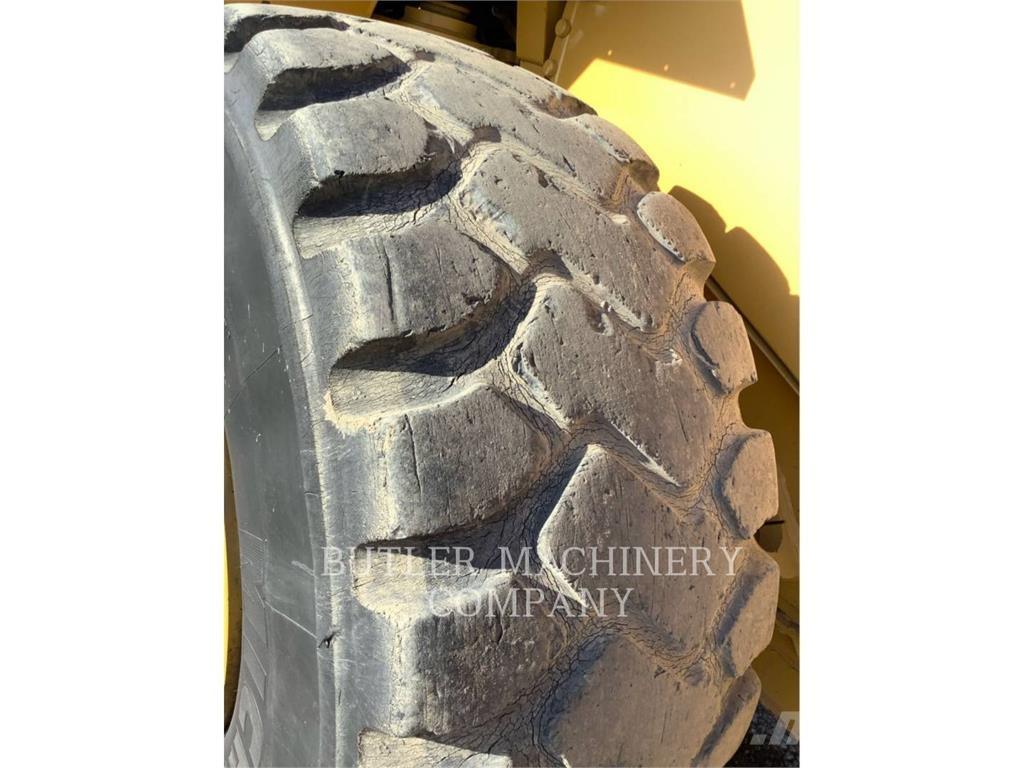 CAT 966G Wheel loaders