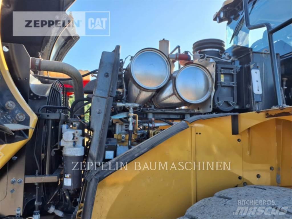 CAT 966M Wheel loaders
