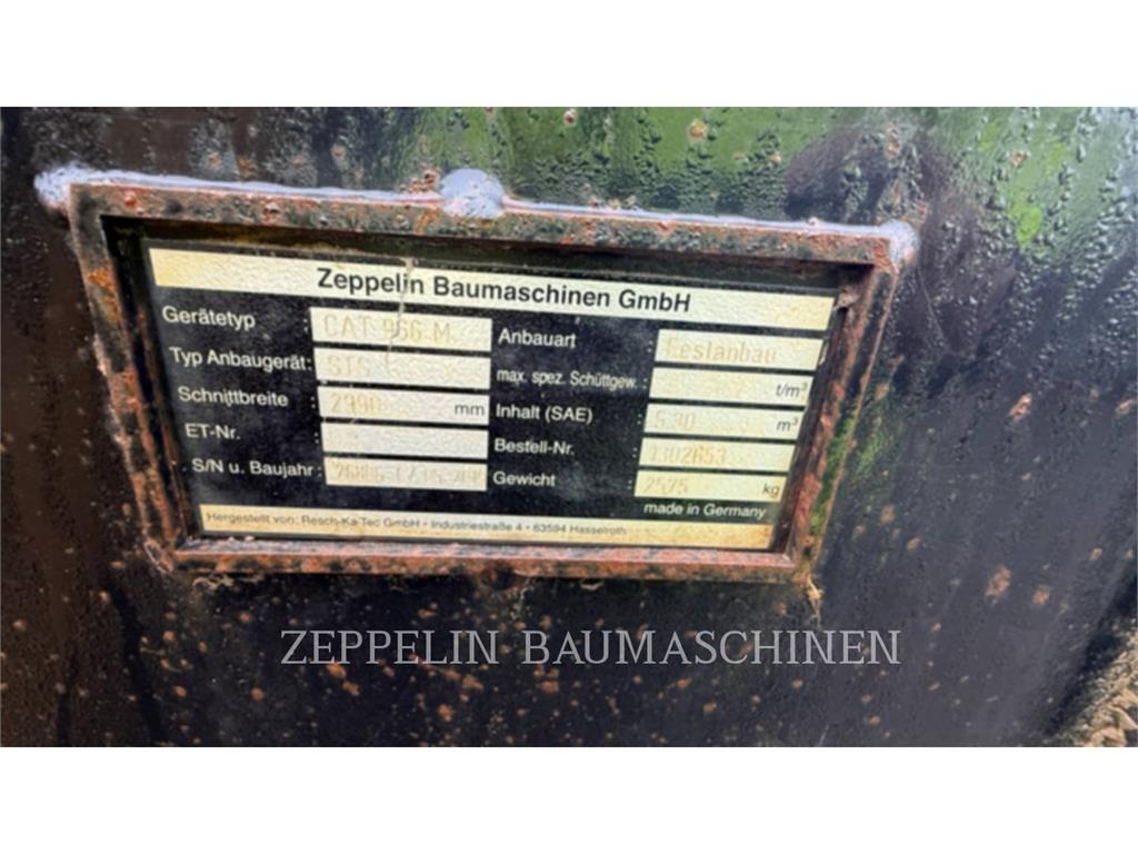 CAT 966M Wheel loaders