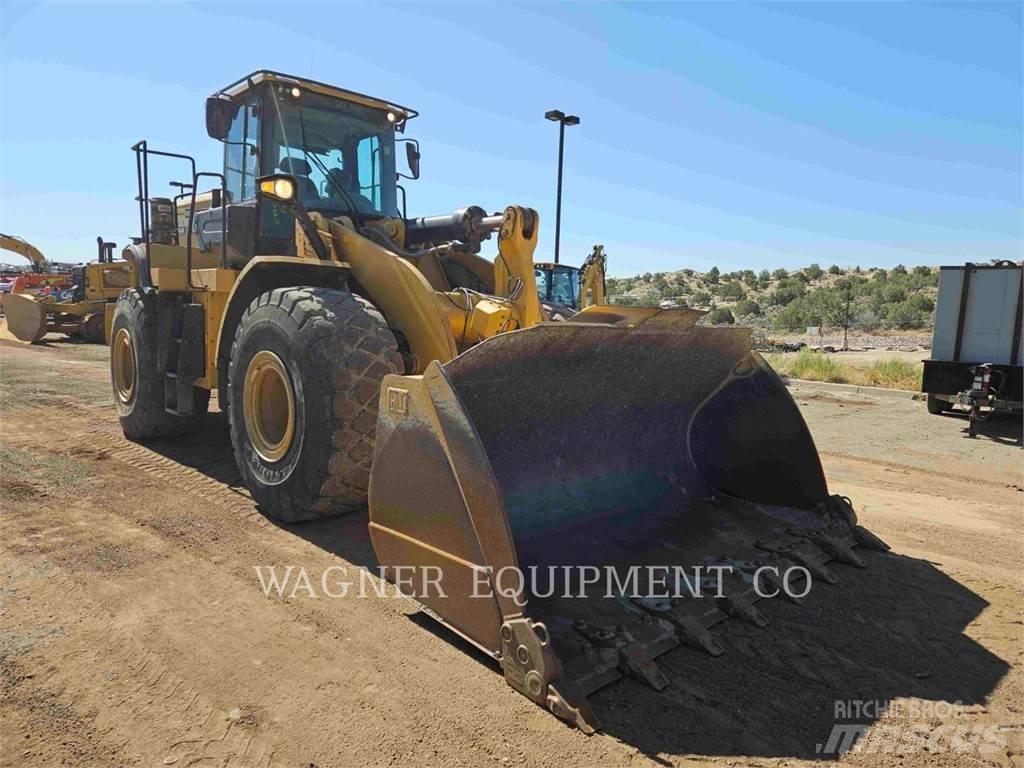 CAT 966M Wheel loaders