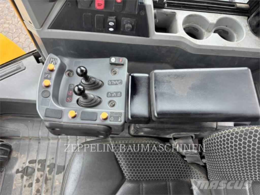CAT 972M Wheel loaders
