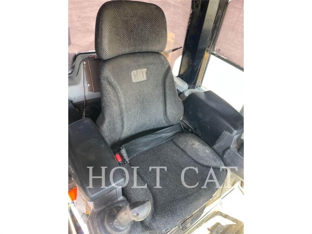 CAT 973K Crawler loaders
