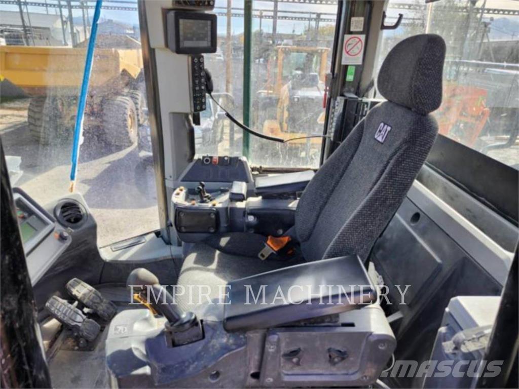 CAT 980M Wheel loaders