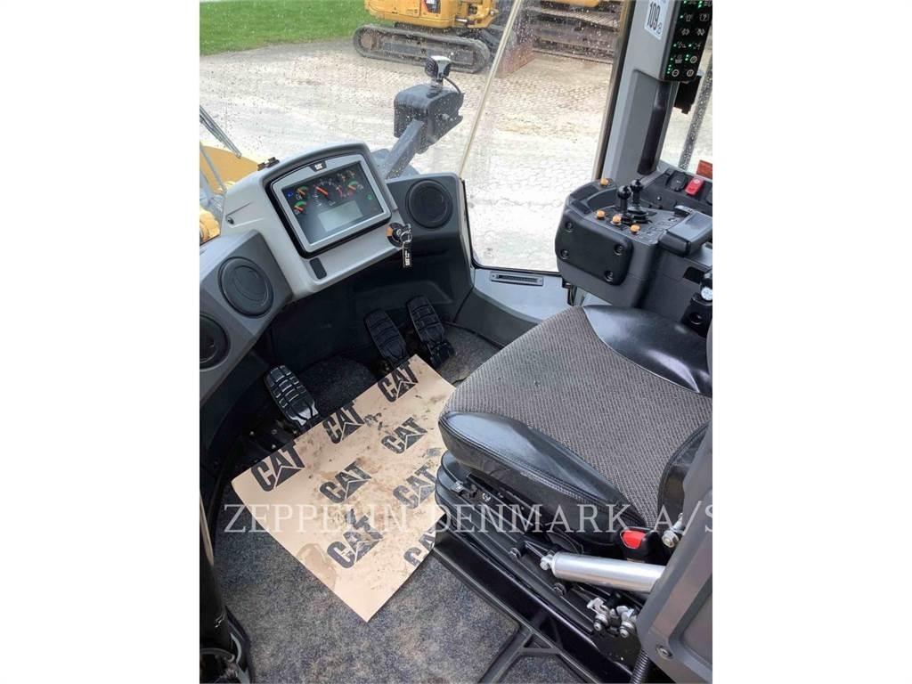 CAT 982M Wheel loaders