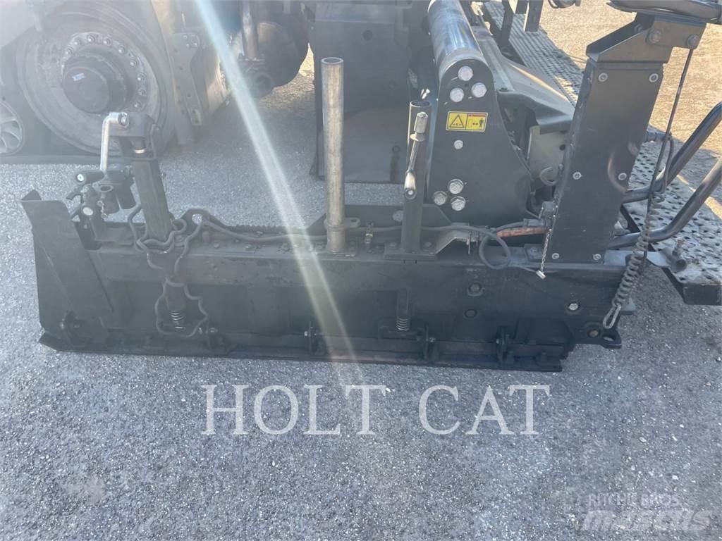 CAT AP555F Single drum rollers