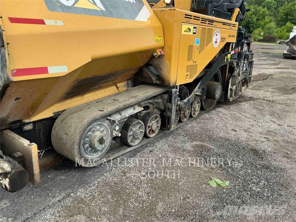 CAT AP655F Asphalt pavers