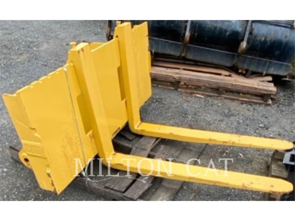 CAT BHL 48 PALLET FORKS Forks