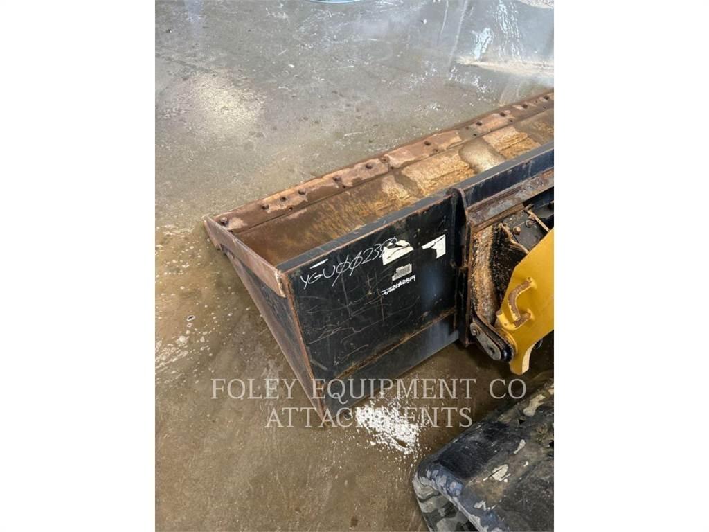 CAT BKSSLGP86S Skid steer loaders