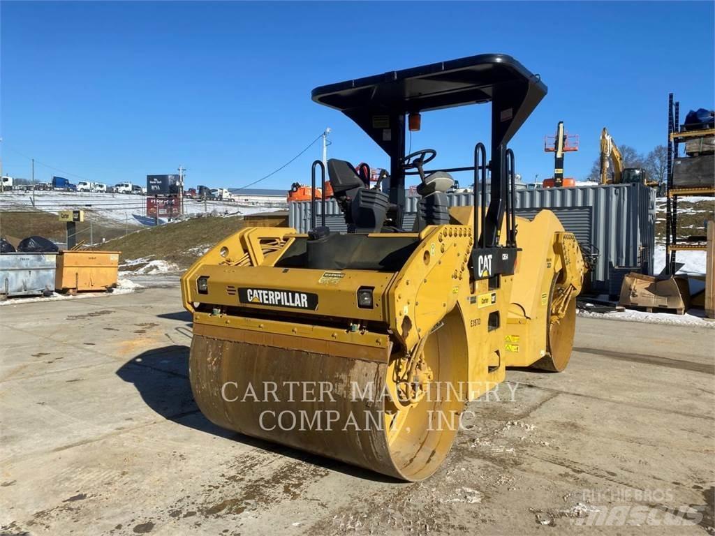 CAT CB 54 Twin drum rollers
