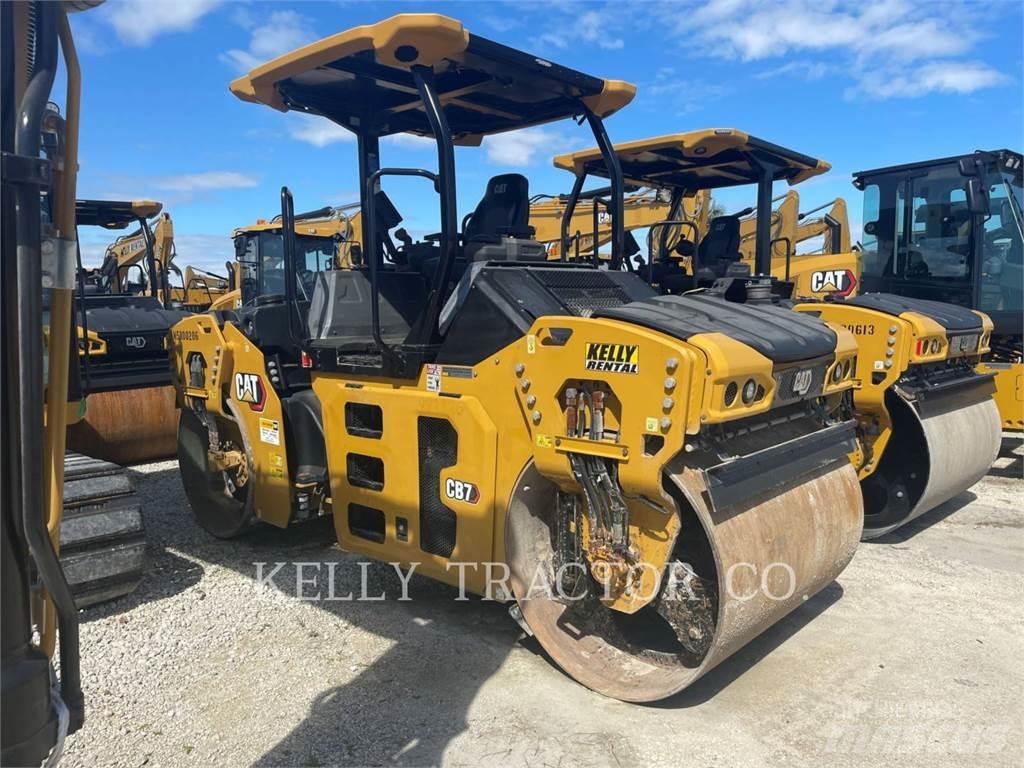 CAT CB 7 Twin drum rollers