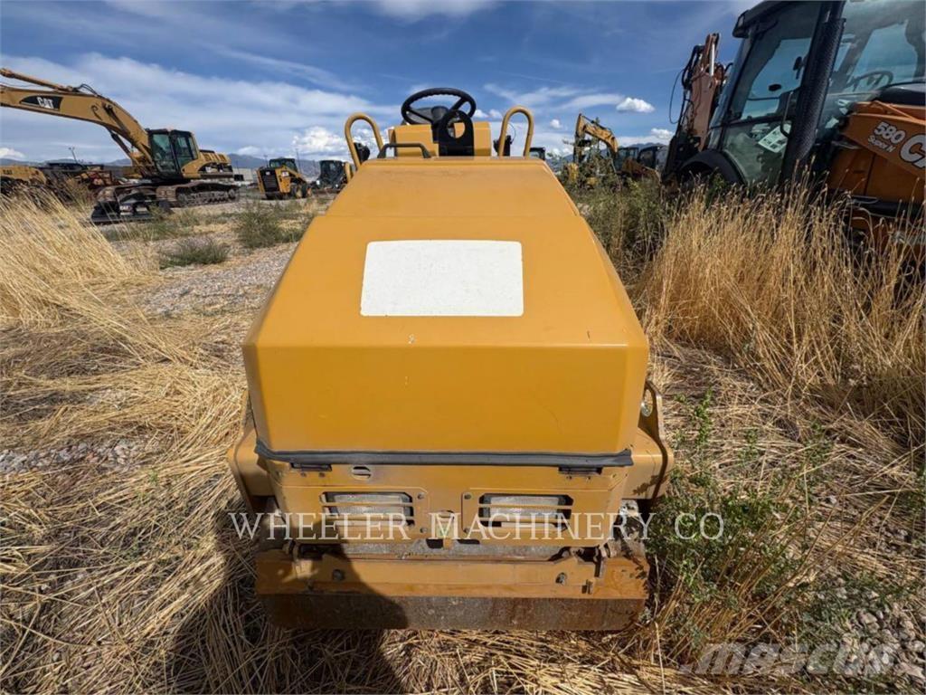 CAT CB1.8 Backhoe loaders