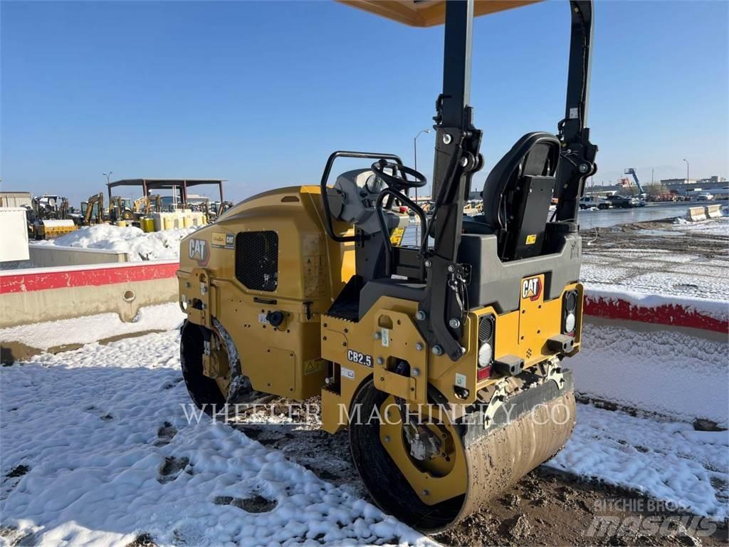 CAT CB2.5 Twin drum rollers