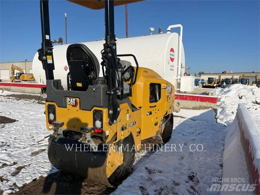 CAT CB2.5 Twin drum rollers