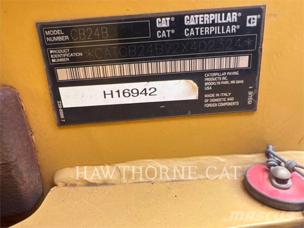 CAT CB24B Soil compactors