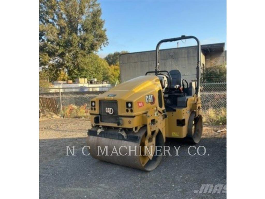 CAT CB4.0 Asphalt pavers