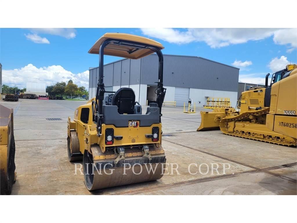 CAT CB4.4 Twin drum rollers
