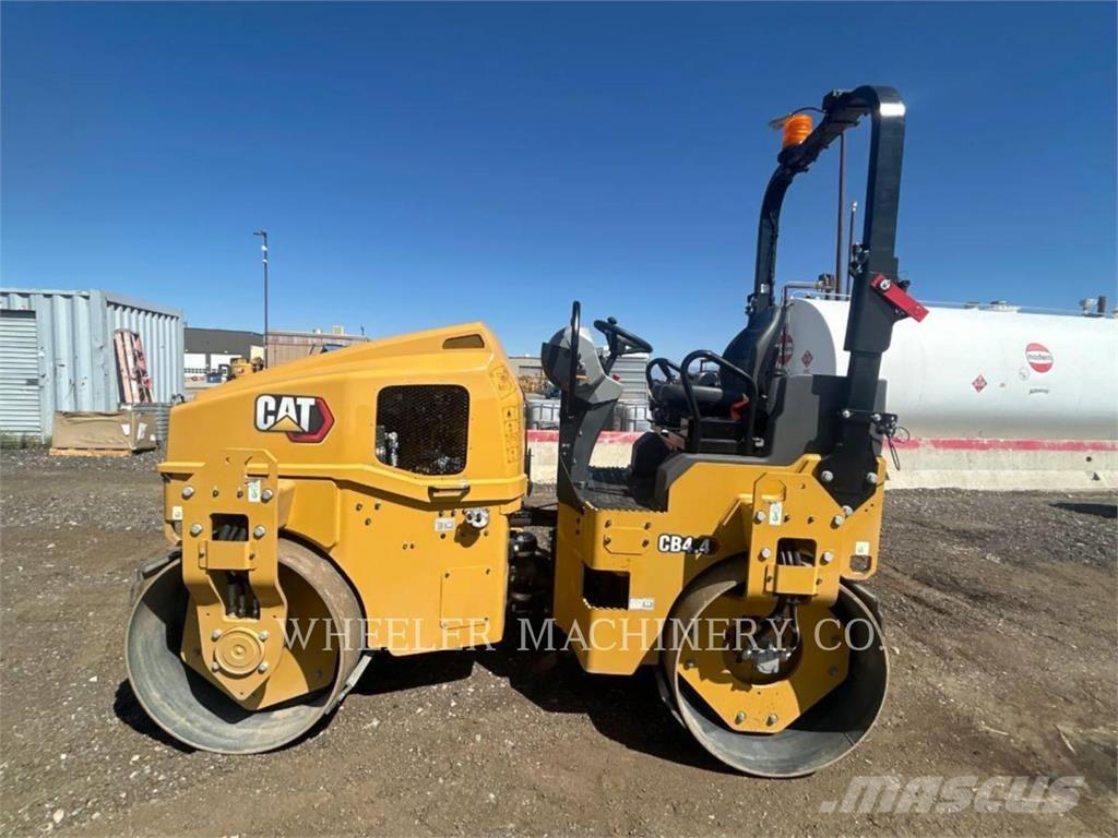 CAT CB4.4 Twin drum rollers