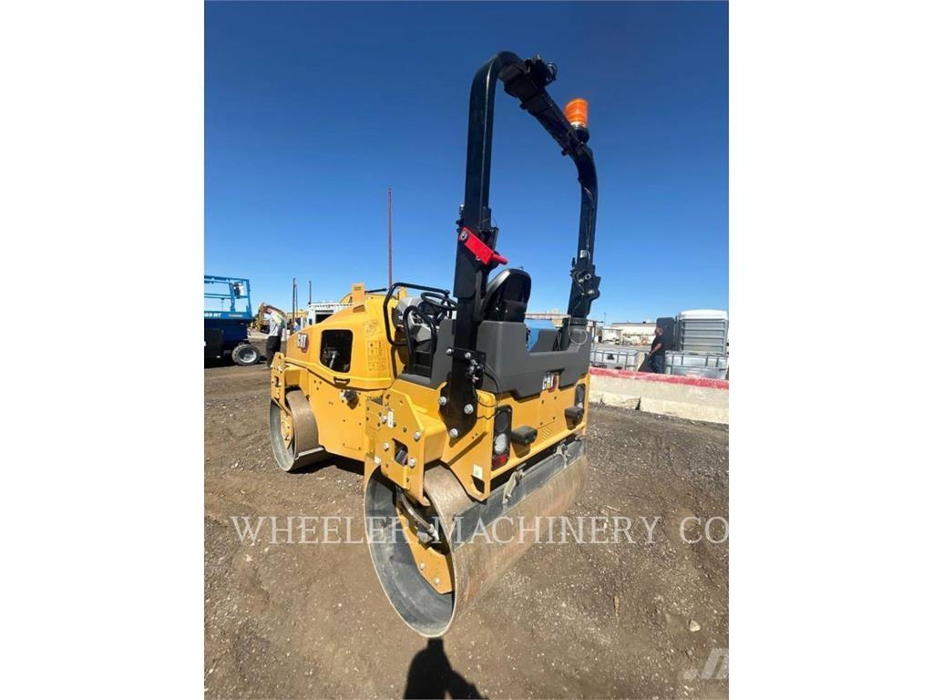 CAT CB4.4 Twin drum rollers