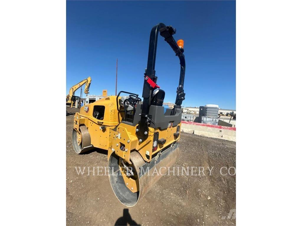 CAT CB4.4 Twin drum rollers