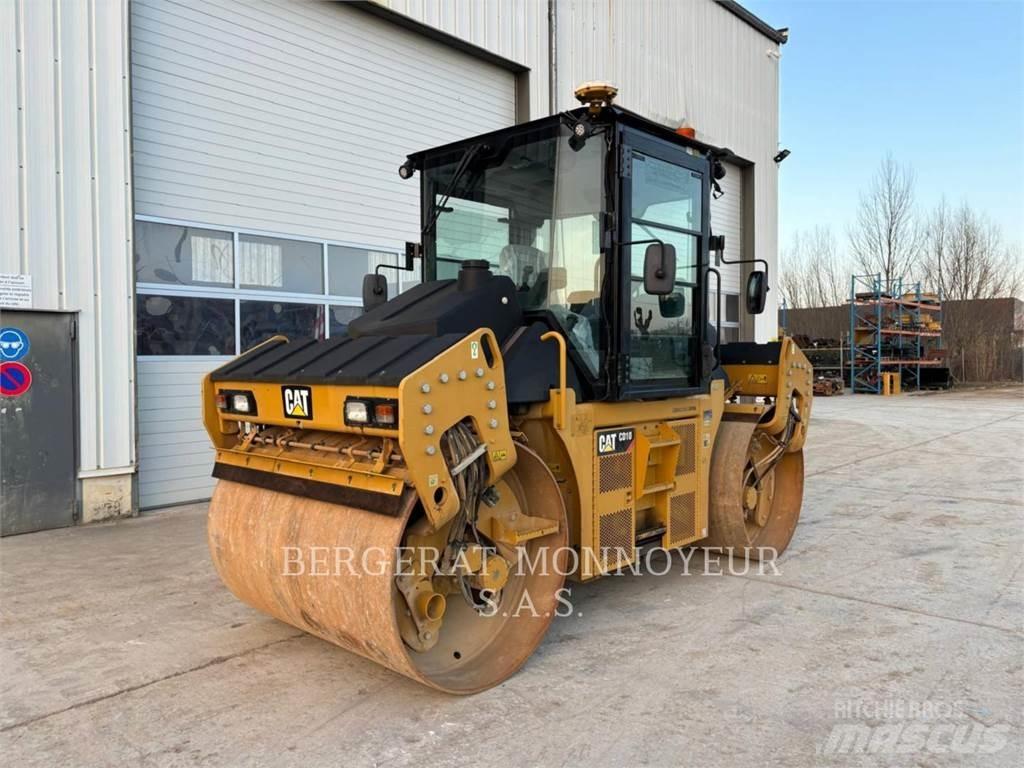 CAT CD10 Soil compactors