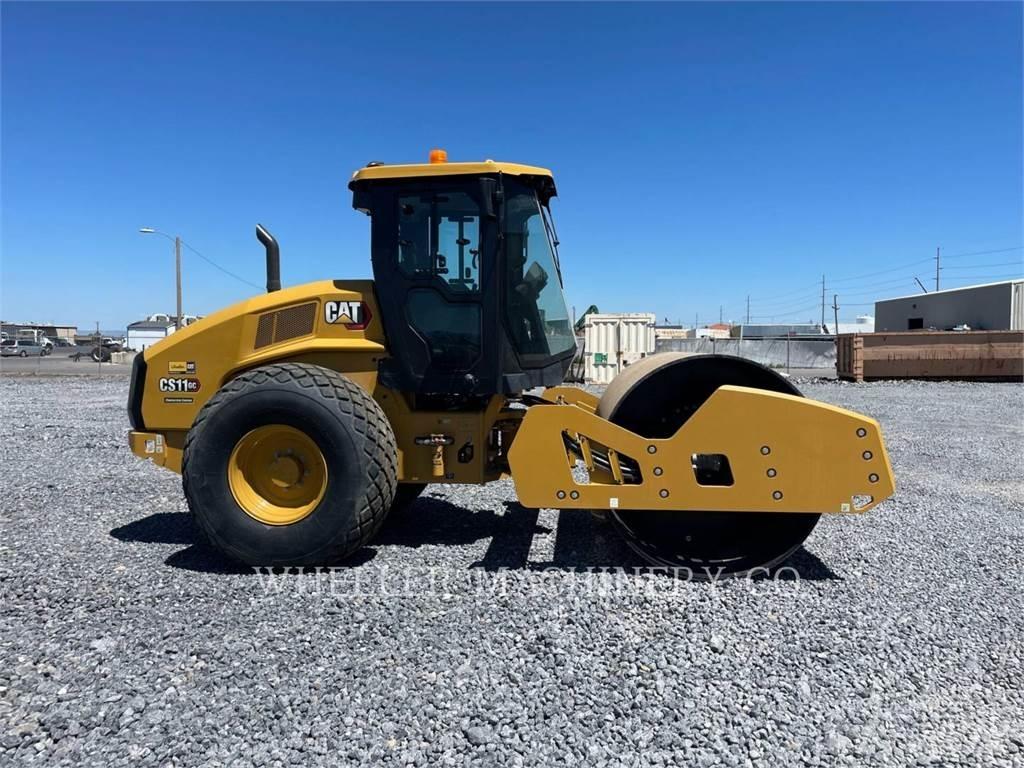 CAT CS11 GC Single drum rollers