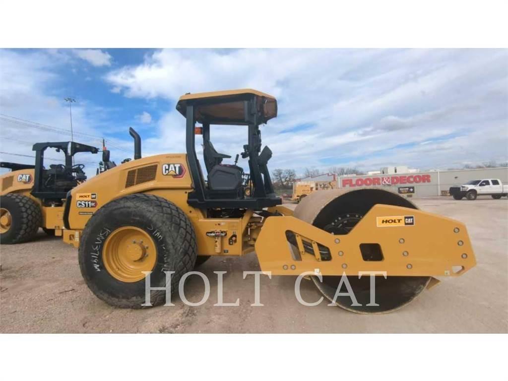 CAT CS11GC Single drum rollers