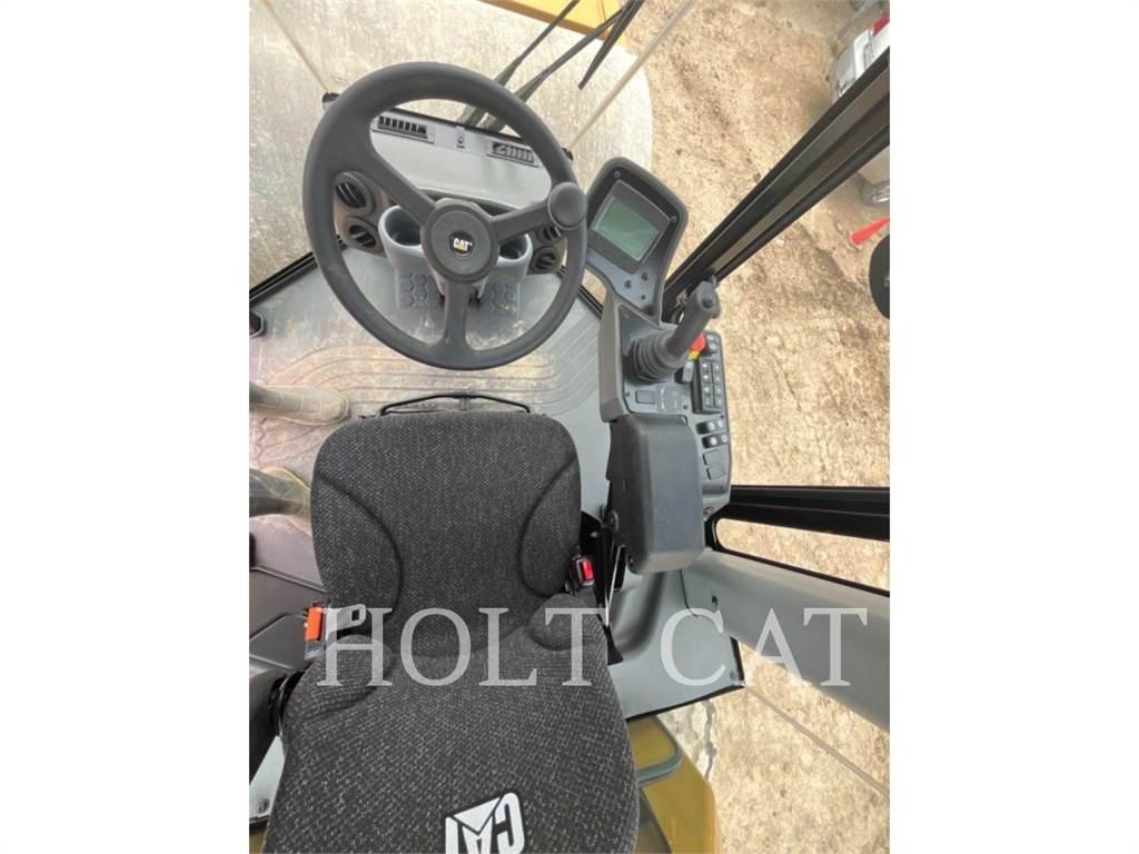 CAT CS19 Single drum rollers