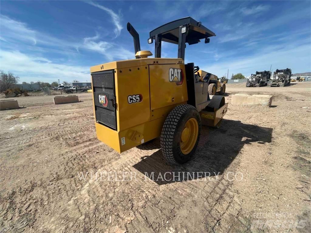 CAT CS5 Single drum rollers