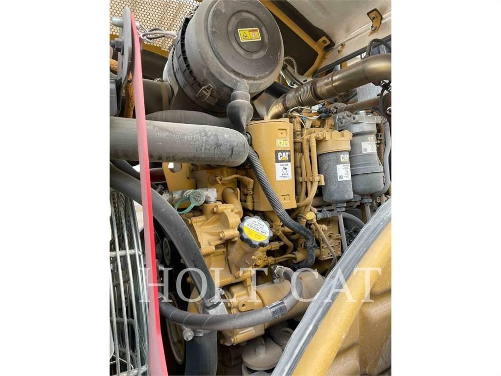 CAT CS54B Soil compactors