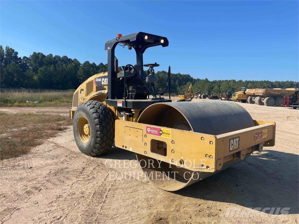 CAT CS54B Single drum rollers