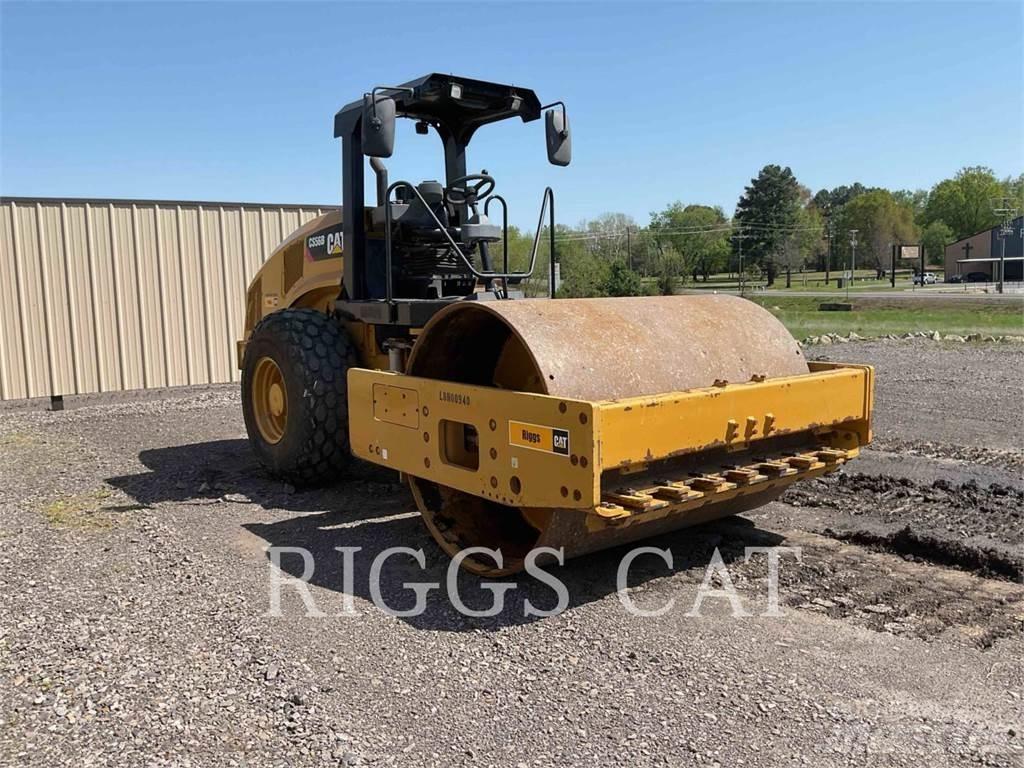 CAT CS56B Single drum rollers