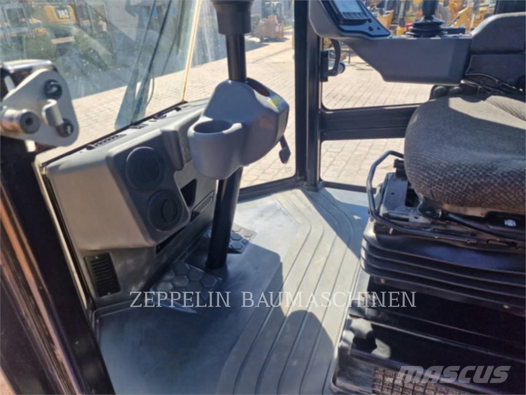 CAT CS66B Soil compactors