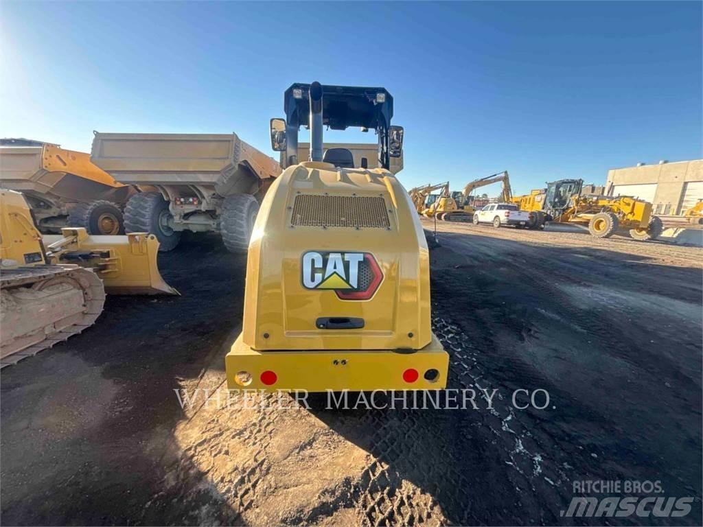 CAT CS7 Single drum rollers