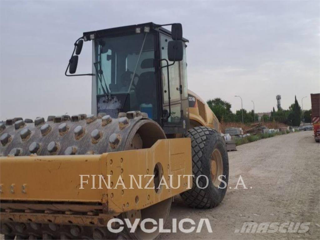 CAT CS74B Single drum rollers