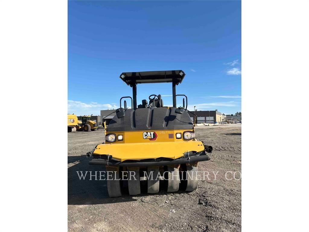 CAT CW16 Pneumatic tired rollers