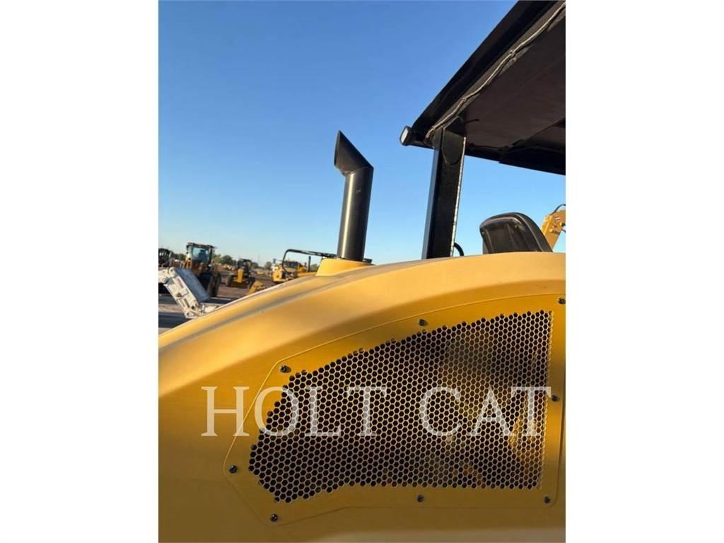 CAT CW16 Single drum rollers