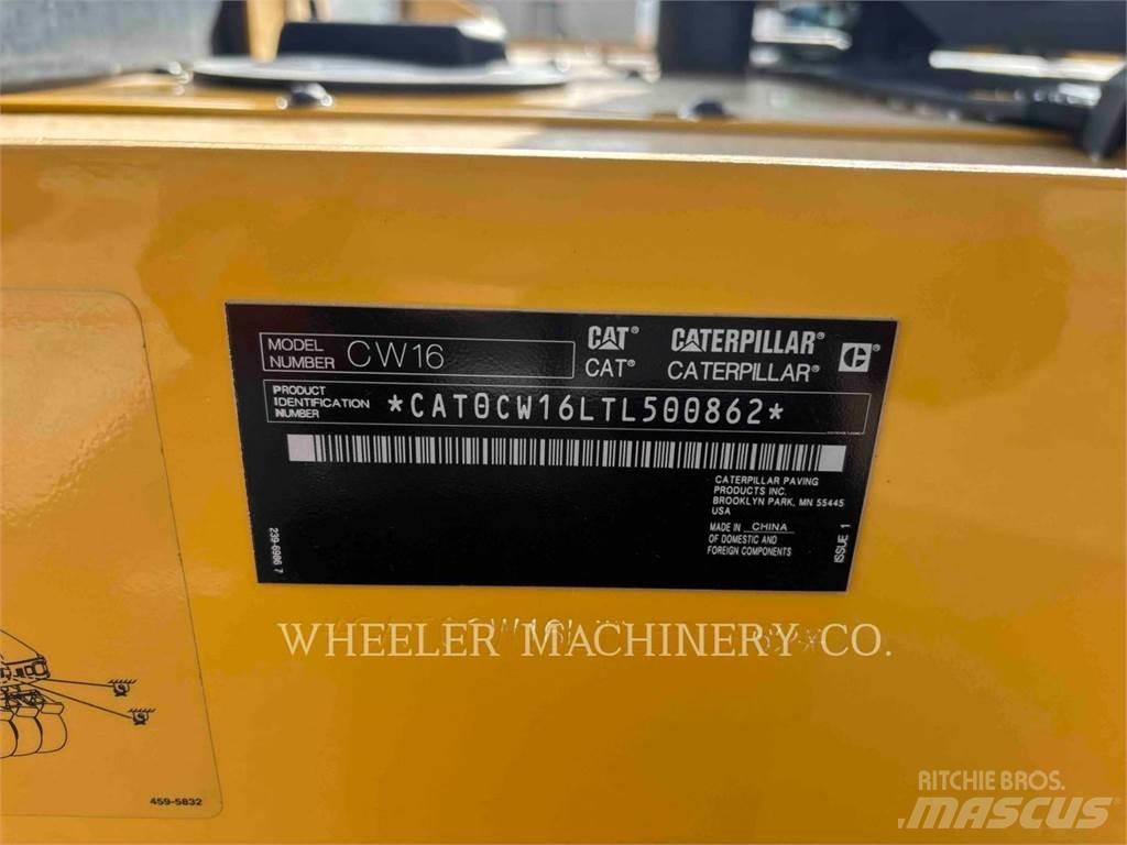 CAT CW16 Pneumatic tired rollers
