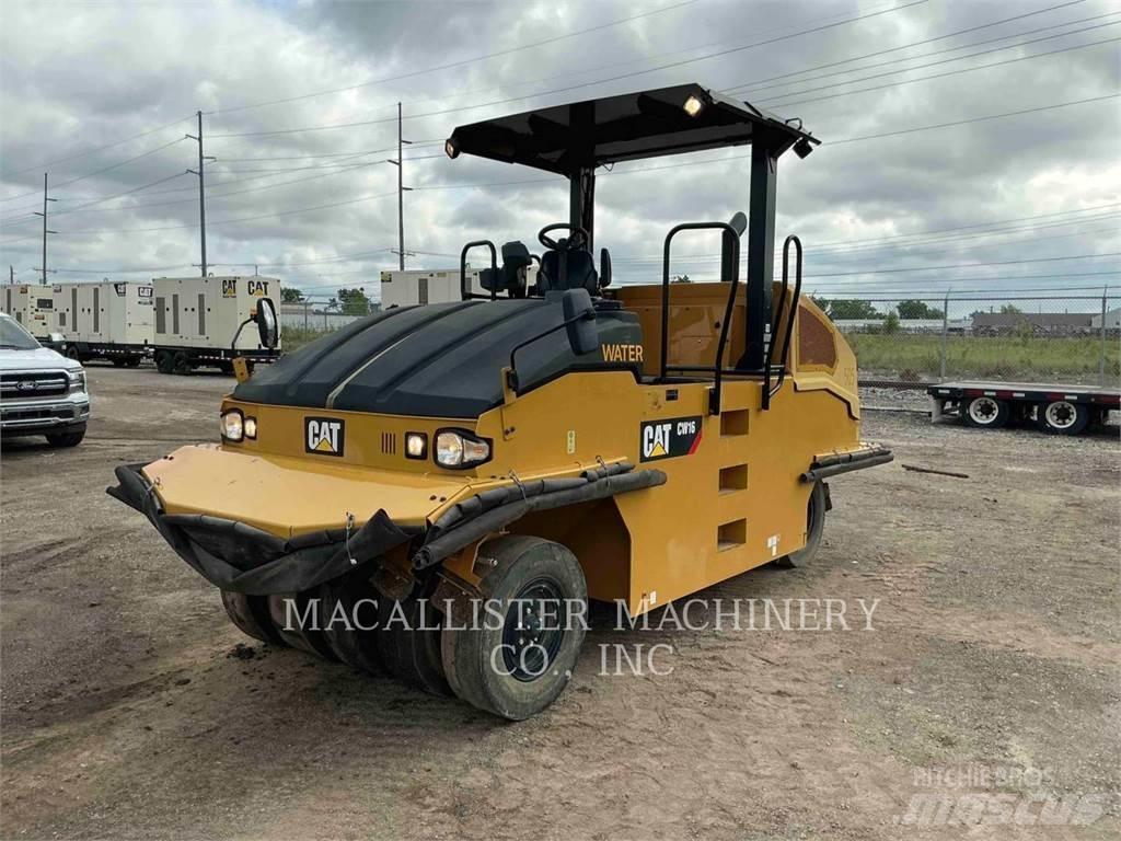 CAT CW16 Pneumatic tired rollers