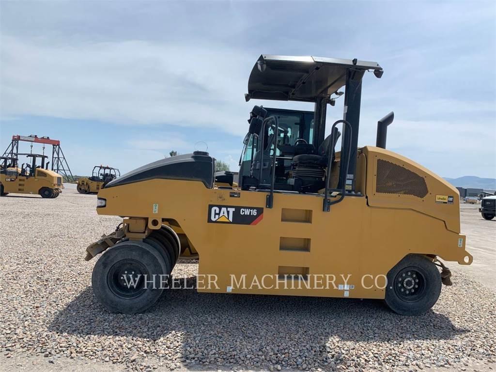CAT CW16 Pneumatic tired rollers
