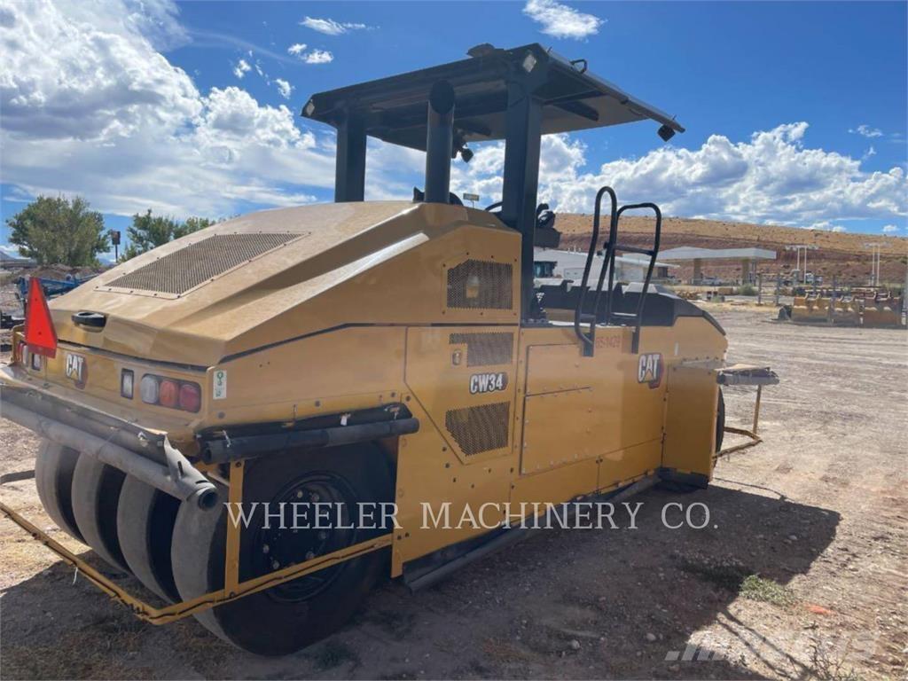 CAT CW34 Pneumatic tired rollers