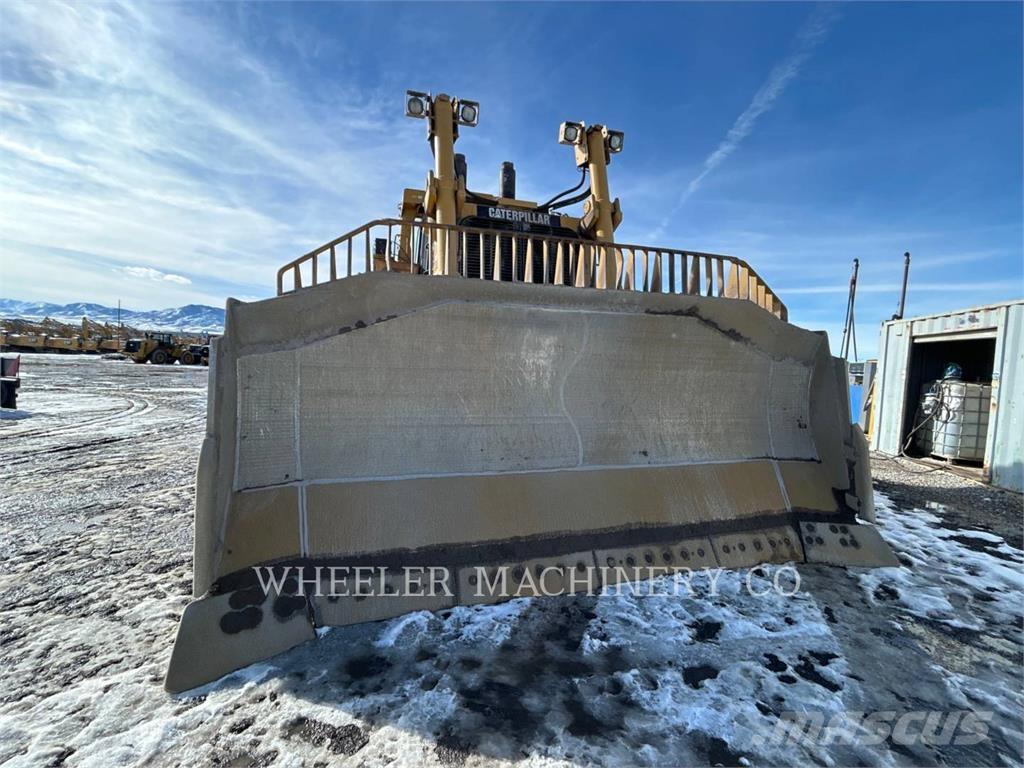 CAT D10T Crawler dozers