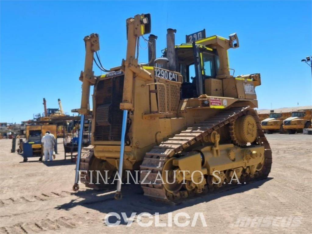 CAT D10T Crawler dozers