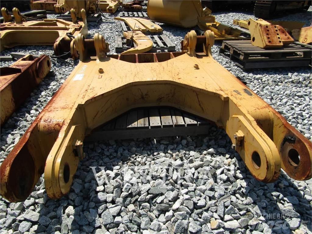 CAT D10T Scarifiers