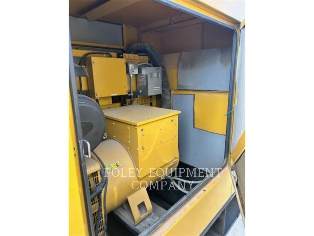 CAT D150-8 Diesel Generators