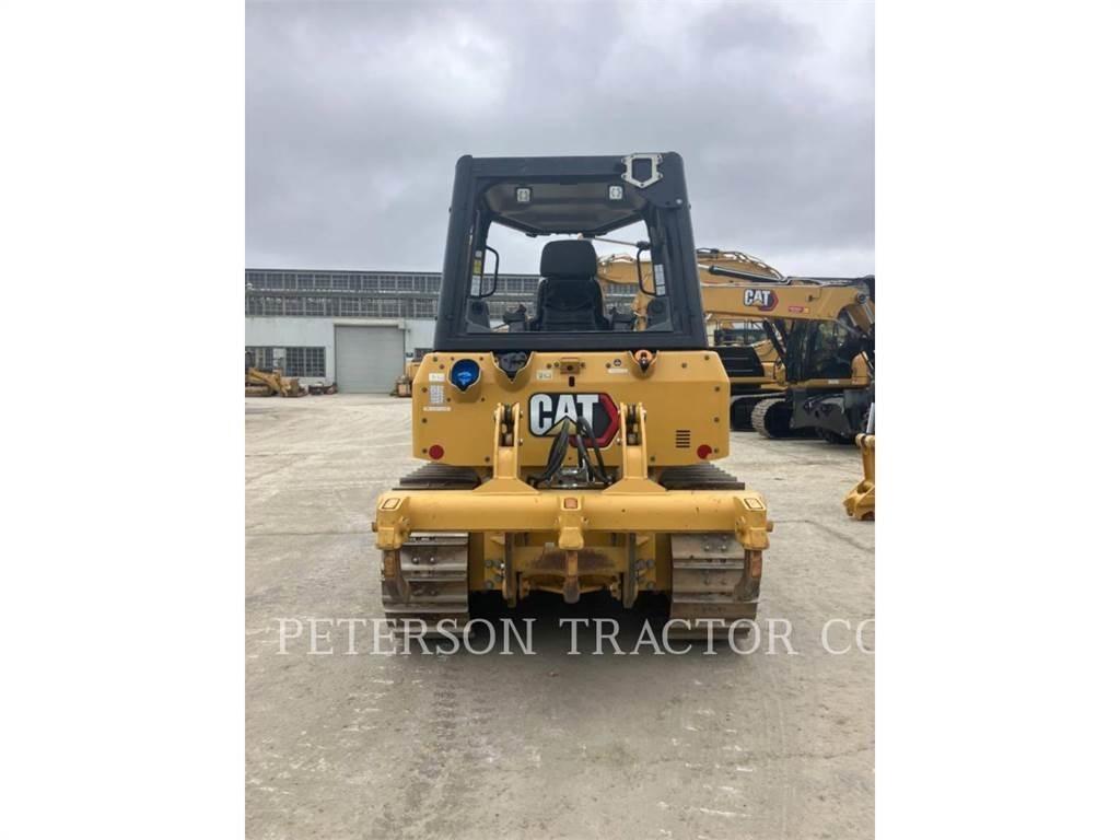 CAT D2 Crawler dozers