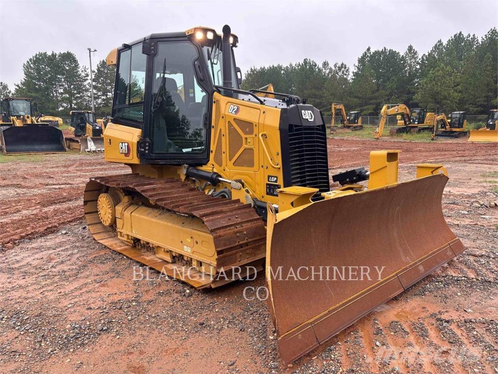 CAT D2 LGP Crawler dozers