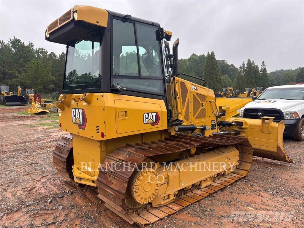 CAT D2 LGP Crawler dozers