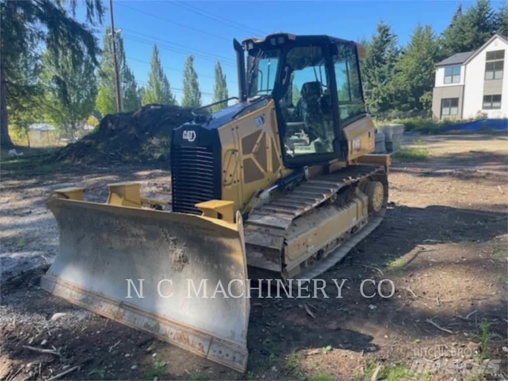 CAT D3 CB Crawler dozers