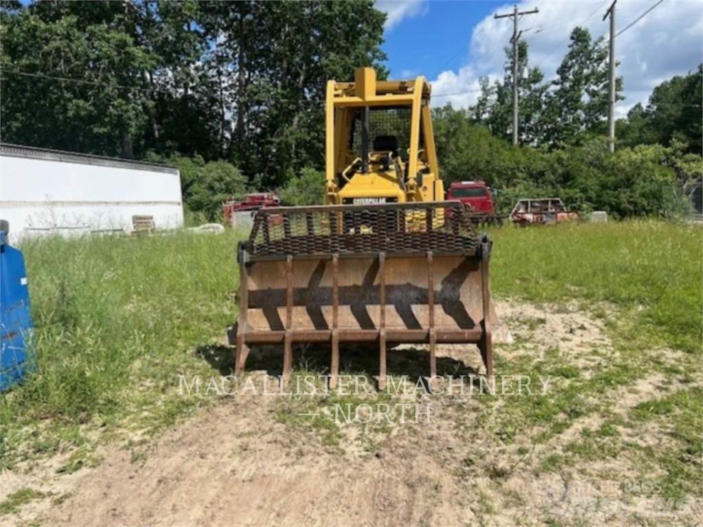 CAT D3GX Crawler dozers