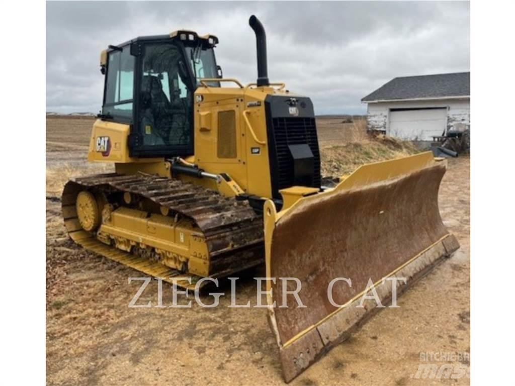 CAT D4 Crawler dozers